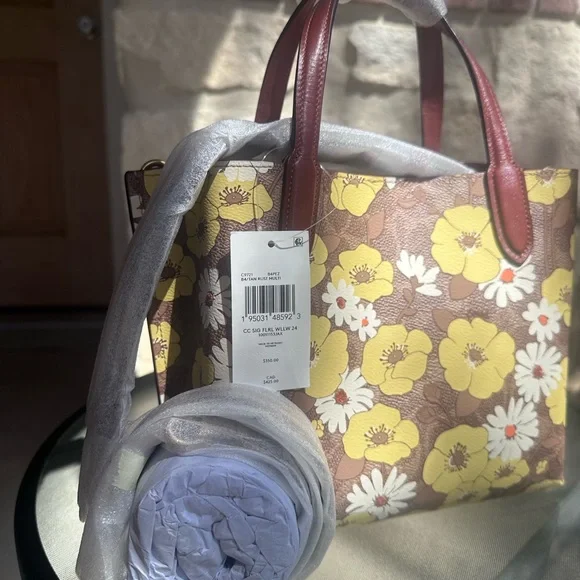 AUTHENTIC Coach Willow Tote 24